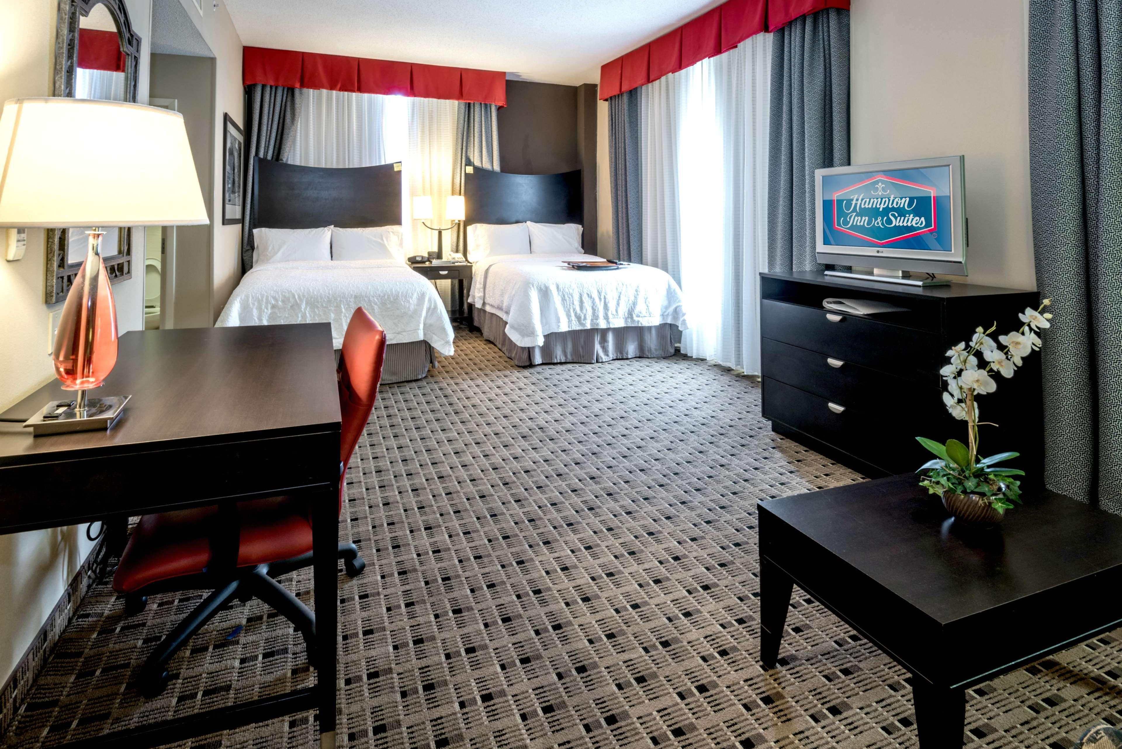 Hampton Inn & Suites Montgomery-Downtown Екстер'єр фото