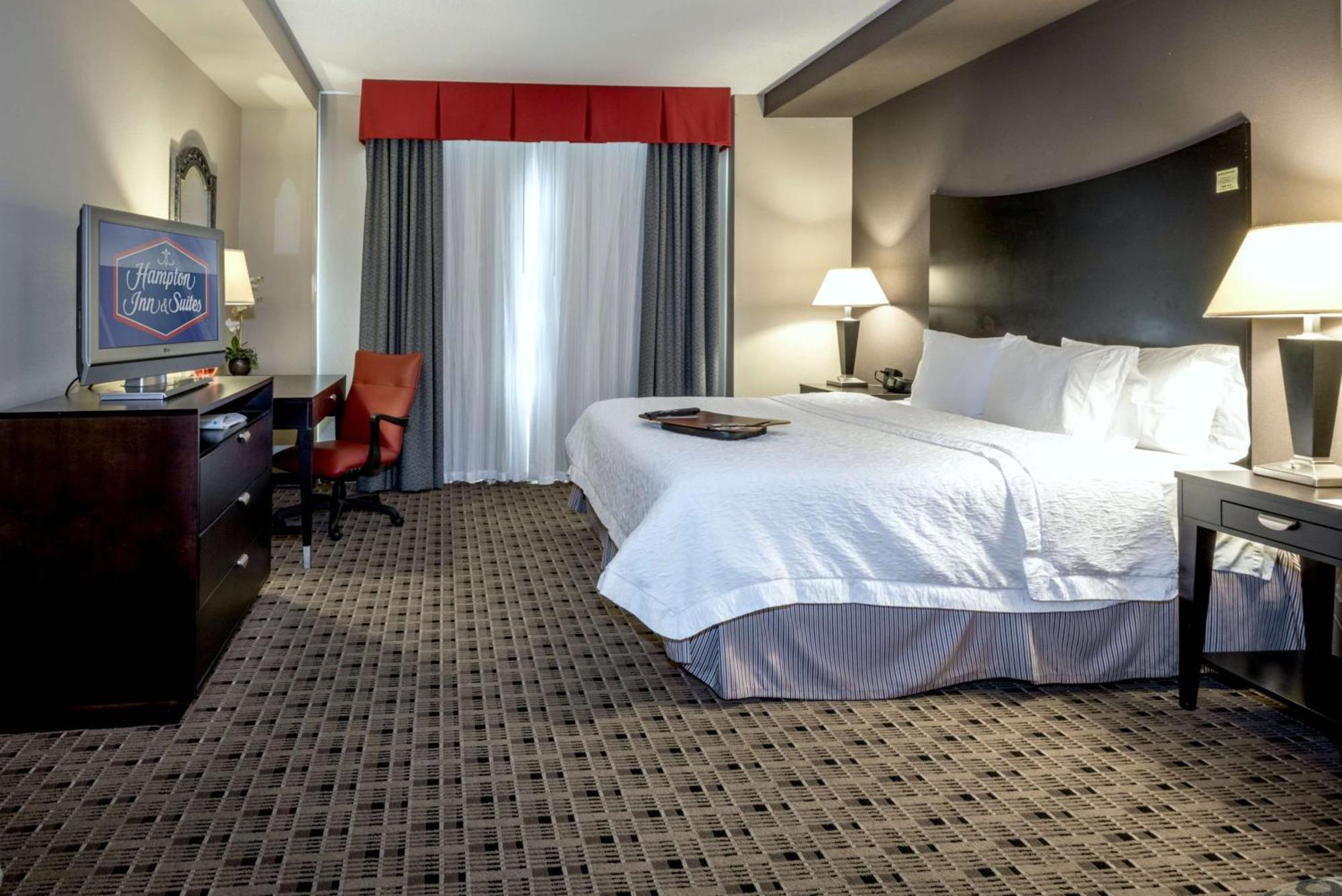 Hampton Inn & Suites Montgomery-Downtown Екстер'єр фото