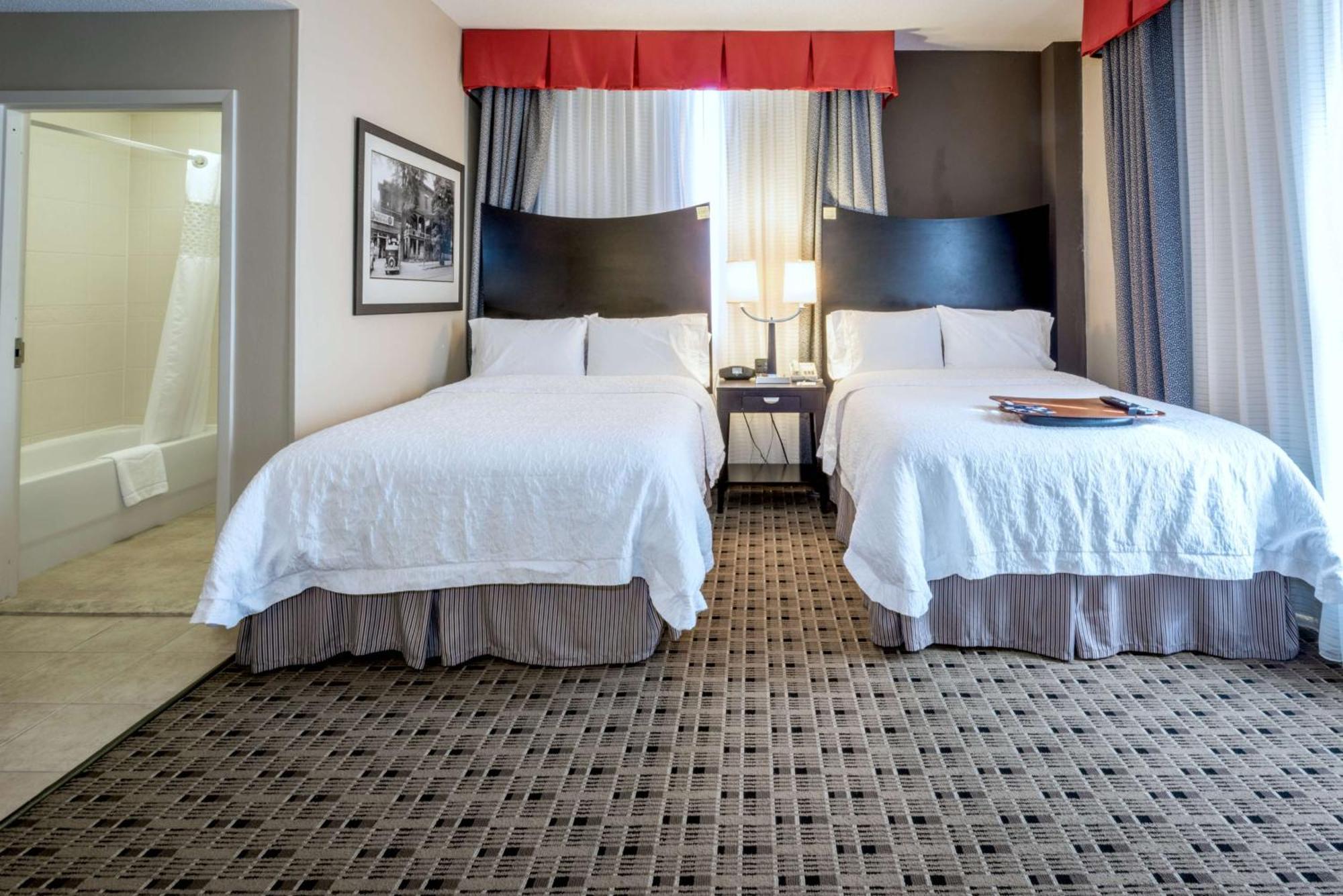 Hampton Inn & Suites Montgomery-Downtown Екстер'єр фото